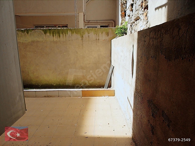 Kocamustafapaşa Yeni Bina Merkezi Konum Çiftcephe 2+1Bahçe Katı - Görsel 3