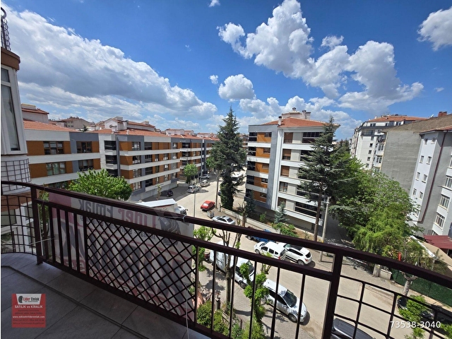 ESKİŞEHİR VİŞNELİK MAHALLESİNDE KİRALIK 3+1 DAİRE - Görsel 23