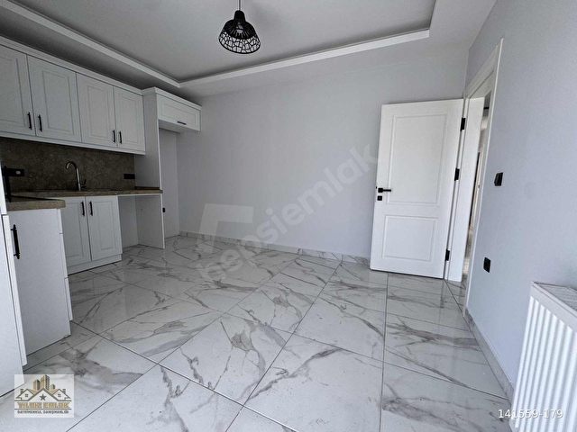 YILDIZ EMLAKTAN SATILIK LÜX ARA KAT 3+1 NET 150 m² SIFIR DAİRE. - Görsel 12