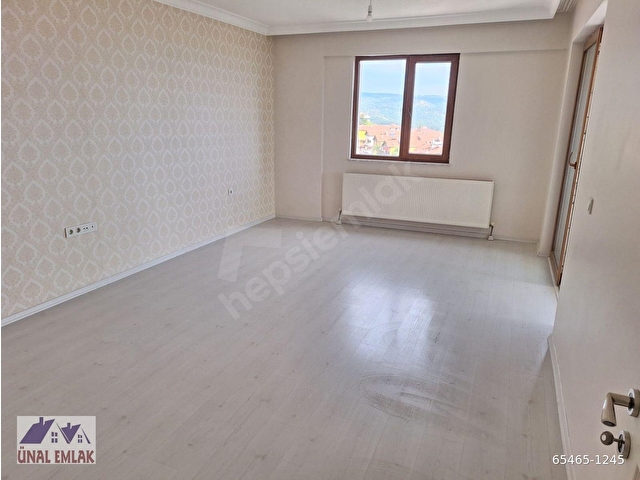 ÜNAL EMLAKTAN SAFRANBOLU ESENTEPE MAHALLESİNDE SATILIK 3+1 DAİRE - Görsel 3