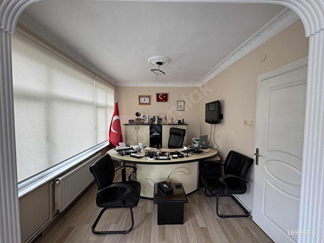 BURAK EMLAKTAN AKDENİZ CADDESİNDE KÖŞE KONUMDA KİRALIK İŞ YERİ - Görsel 4
