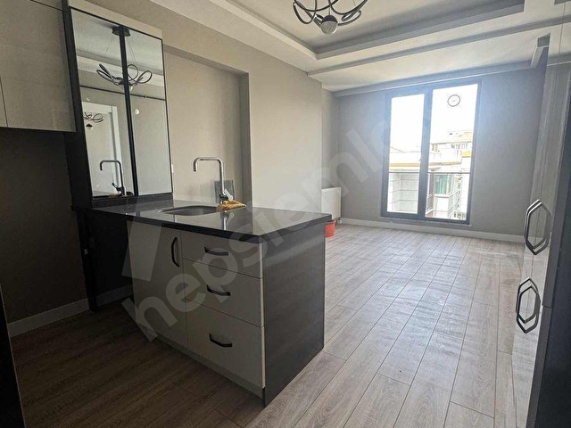 KERVANCI CADDEDE de ŞEHRİN KALBİNDE KİRALIK DAİRE - Görsel 13
