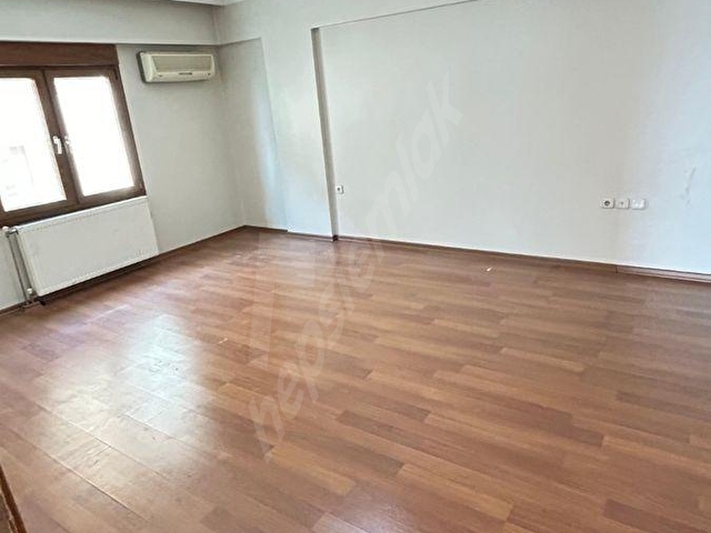 KELEBEK MOBİLYA ÜZERİNDE K.GARAJLI GENİŞ 3+1 KİRALIK LÜKS DAİRE - Görsel 21