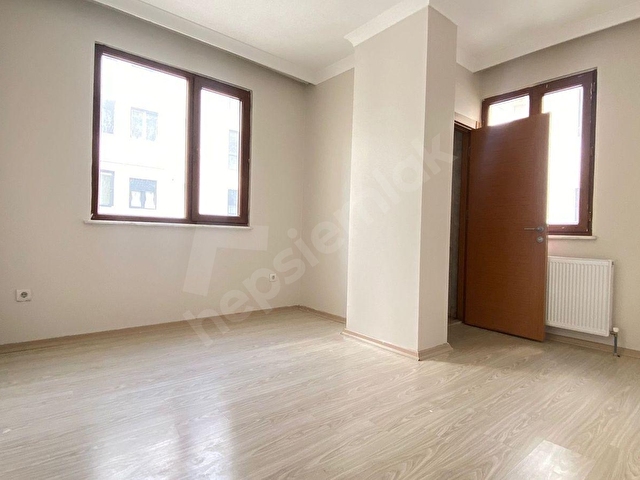 ÇEKMEKÖY GÜNGÖREN MAH DE KİRALIK ARAKAT DAİRE, 2 +1 ÇİFT BALKON - Görsel 24