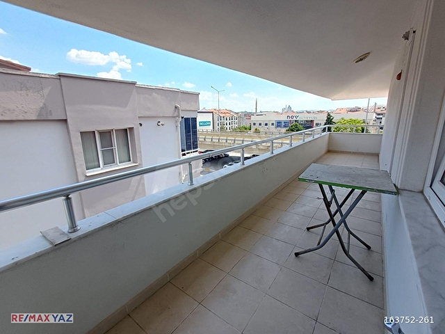 REMAX YAZDAN PLEVNE MAH AYRI MUTFAKLI .EŞYALI 1+1 SATILIK - Görsel 13