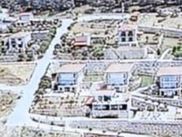 AYVALIK KONAK EMLAKTAN TIFILLAR MAHALLESİ SATILIK 686 M2 ARSA
