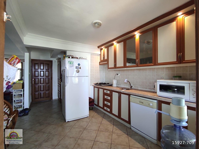Gulluk Oba Sitesi Nde 4 1 Bakimli Yapili Bahceli Tripleks Yazlik 15927 709 Hurriyet Emlak