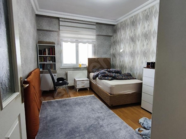 KARATAŞ MERKEZDE SİTE İÇİ BAKIMLI 3+1 DAİRE. - Görsel 10