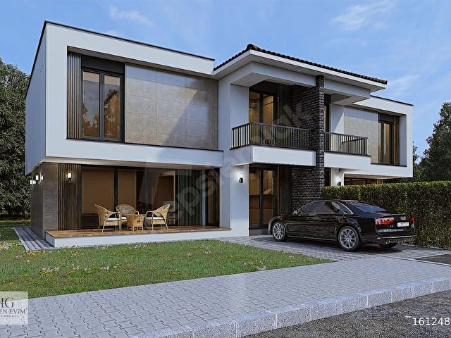 Şıralık mükemmel konumda 4+1 villa