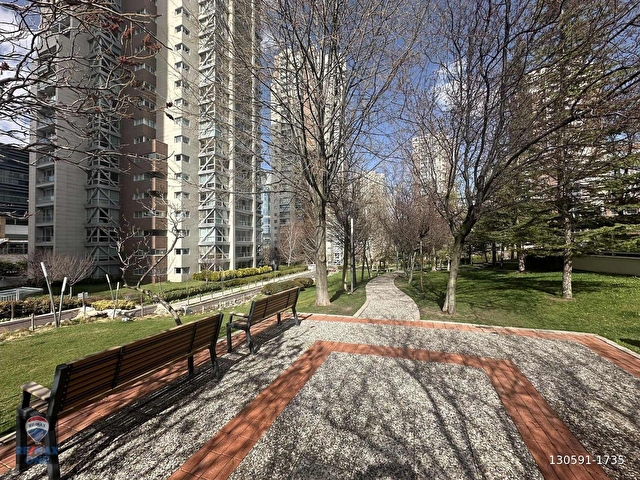 PARK ORAN SİTESİNDE 1+1 BOŞ, BALKONLU PEYZAJ MANZARALI KİRALIK