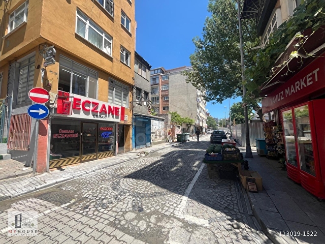 KOCAMUSTAFAPAŞA MARMARA CADDESİNDE SATILIK DEPOLU DÜKKAN