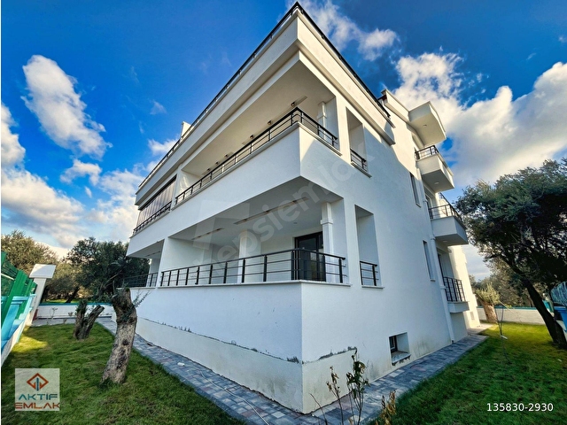 🛑🛑AKTİFTEN ZEYTİNLİDE DOĞADA İÇİNDE SATILIK MODERN YAPILI VE YERDEN ISTIMALI ÖN CEPHE 2+1 DAİRE - Görsel 2