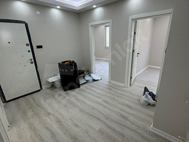 SAMSUN İLKADIMDA İLYASKÖY KAVŞAĞINA YAKIN KOMPLE YENİLENMİŞ LÜKS 2+1 SATILIK DAİRE - Görsel 6