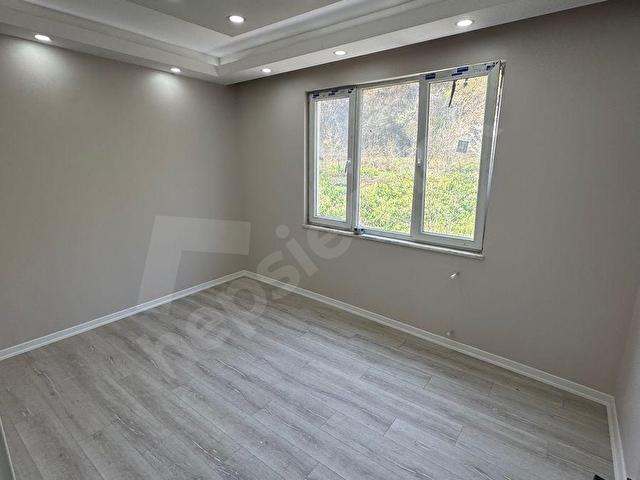SAMSUN İLKADIMDA İLYASKÖY KAVŞAĞINA YAKIN KOMPLE YENİLENMİŞ LÜKS 2+1 SATILIK DAİRE - Görsel 10