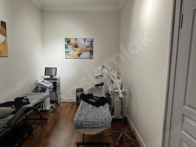 NİŞANTAŞI RUMELİ CADDESİNDE TARİHİ BİNADA SATILIK DAİRE - Görsel 18