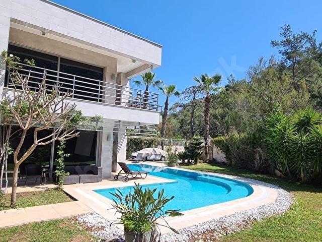 KEMER MERKEZDE 4+2 ULTRA LÜKS VİLLA - Görsel 11