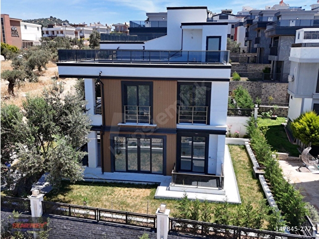 PELİTKÖY İÇMELER’DE PANORAMİK DENİZ MANZARALI VİLLALAR - Görsel 3