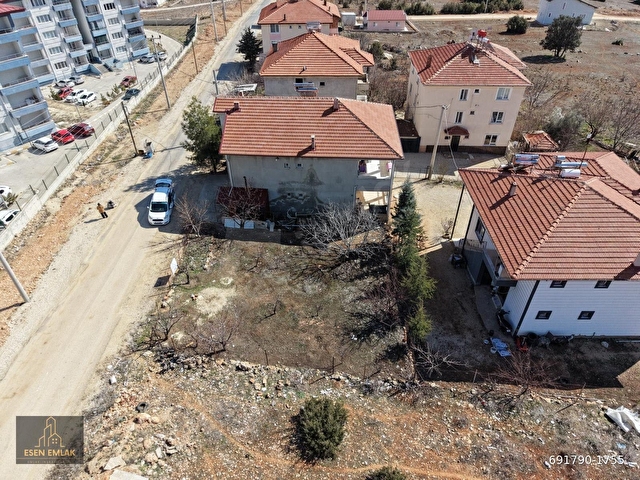 ESEN EMLAKTAN CEZAEVİ LOJMANLARI KARŞISINDA 500m² ARSA İÇERİSİNDE MÜSTAKİL 2 KATLI SATILIK BİNA - Görsel 11