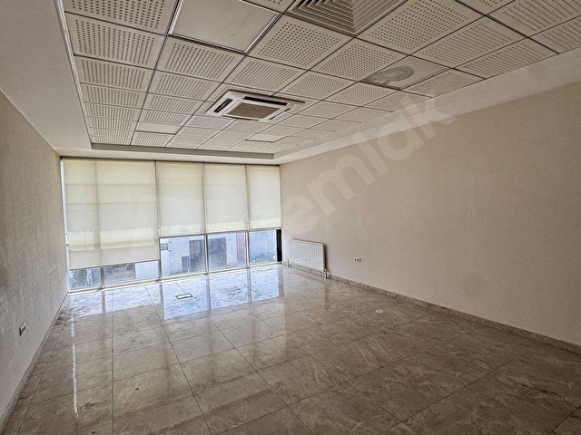 420 m2 ARSA ÜZERİ 820 M2 VİNÇLİ SAVUNMA SANAYİYE UYGUN DÜKKAN - Görsel 14