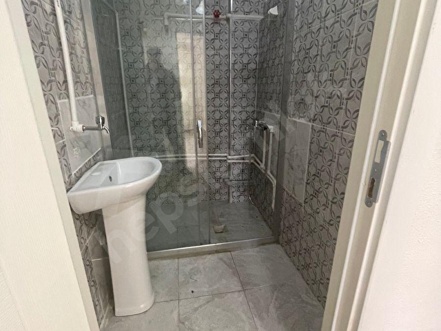 Eminden,Bandırma,Tatlısu,MÜSTAKİL,3 KATLI,3 AYRI BAĞIMSIZ BÖLÜM - Görsel 12