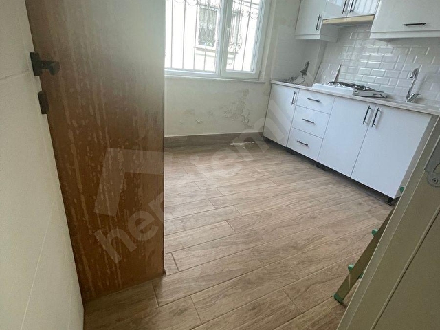 Eminden,Bandırma,Tatlısu,MÜSTAKİL,3 KATLI,3 AYRI BAĞIMSIZ BÖLÜM - Görsel 11
