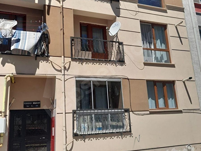 GAYE EMLAKTAN TRAMVAY DURAĞI YAKINI KİRALIK 2+0