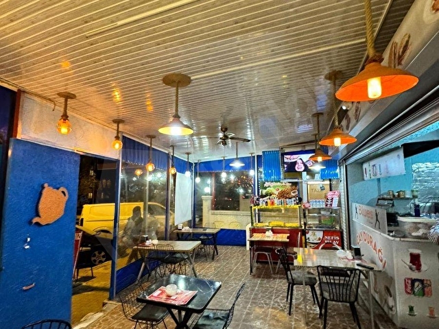 BUCA İŞÇİEVLERİNDE HAZIR KURULU DEVREN KİRALIK KAFE - Görsel 7