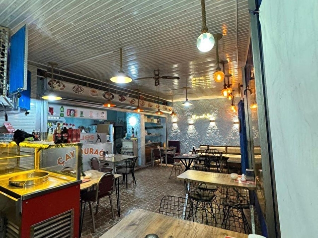 BUCA İŞÇİEVLERİNDE HAZIR KURULU DEVREN KİRALIK KAFE - Görsel 2