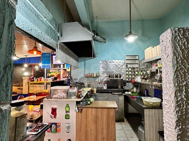 BUCA İŞÇİEVLERİNDE HAZIR KURULU DEVREN KİRALIK KAFE - Görsel 8
