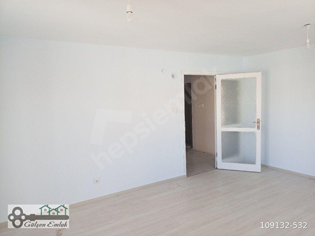 KARŞIYAKA MERKEZDE ASANSÖRLÜ DOĞAL GAZLI BAKIMLI DAİRE - Görsel 13