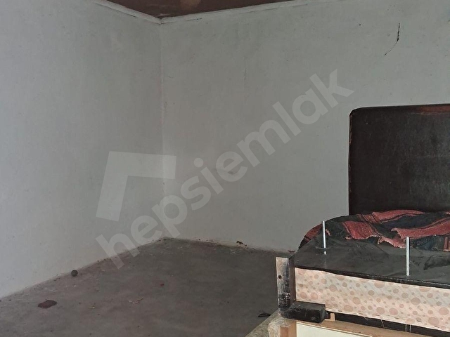 EDİRNE UZUNKÖPRÜ YENİKÖY MAHALLESİNDE CADDE ÜZERİNDE  SATILIK MÜSTAKİL EV,2 ADET DEPO VE ARSASI - Görsel 16
