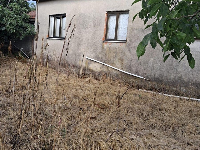 EDİRNE UZUNKÖPRÜ YENİKÖY MAHALLESİNDE CADDE ÜZERİNDE  SATILIK MÜSTAKİL EV,2 ADET DEPO VE ARSASI - Görsel 5