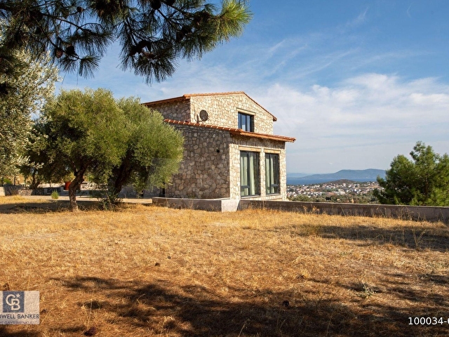 Karaburun Mordoğanda Panaromik Deniz Manzaralı Taş Villa - Görsel 2