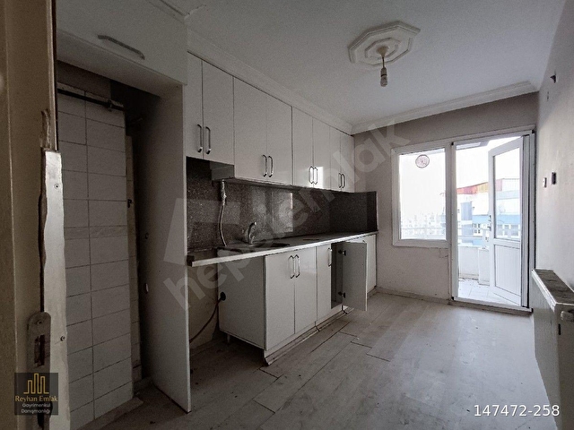 Reyhan Emlaktan Cumhuriyet Mahallesinde 2+1 Kiralık Daire - Görsel 2