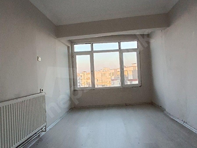 Reyhan Emlaktan Cumhuriyet Mahallesinde 2+1 Kiralık Daire - Görsel 3