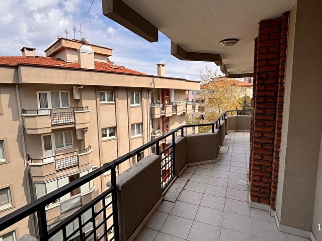 Barış Mahallesinde Metroya Yakın 3+1 Kiralık Daire - Görsel 23
