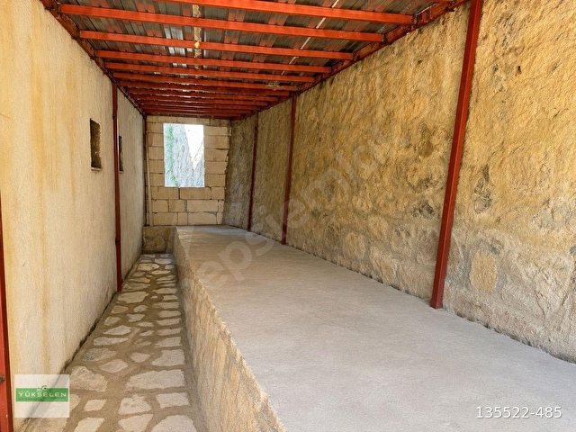 YALIKAVAK GERİŞTE DOĞA İÇERİSİNDE MÜSTAKİL TAŞ VİLLA - Görsel 15