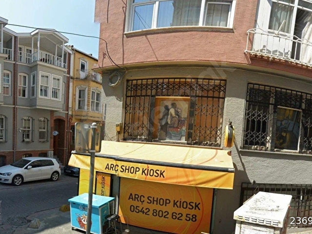 KADIKÖY RECAİZADE SOKAKTA KÖŞE BAŞI 16 M2 DÜKKAN - Görsel 2