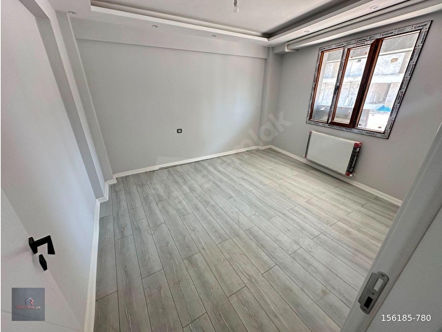 ZEKİ EMLAKTAN MANİSA MURADİYE MAHALLESİNDE SATILIK 1+1 DAİRE - Görsel 6