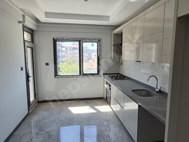 KW ZENADAN BURHANİYE ÖREN YOLUNDA KİRALIK 3+1 SIFIR DAİRE - Görsel 13