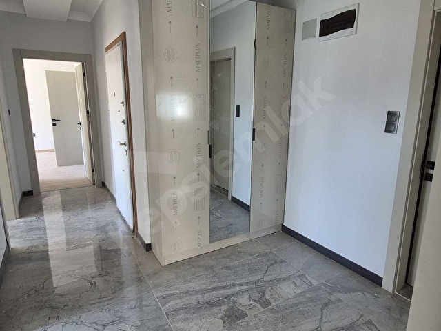 KW ZENADAN BURHANİYE ÖREN YOLUNDA KİRALIK 3+1 SIFIR DAİRE - Görsel 6