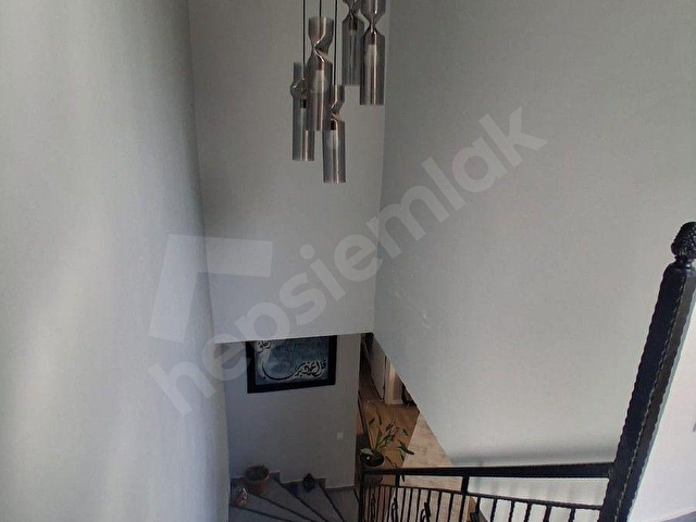 BADEMAĞACINDA SATILIK 180 M2 2+1 HAVUZLU VİLLA - Görsel 13