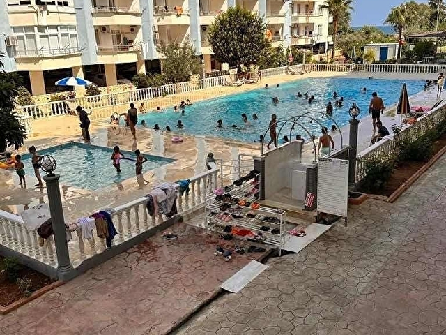 TÖMÜKTE GÜLLÜK SİTESİNDE FULL YAPILI EŞYALI DAİRE SATILIKTIR - Görsel 29