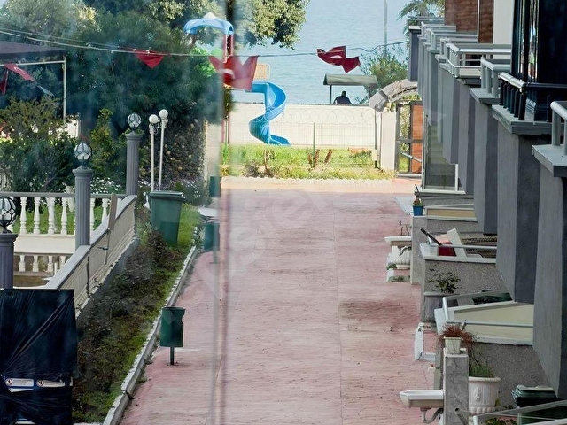 TÖMÜKTE GÜLLÜK SİTESİNDE FULL YAPILI EŞYALI DAİRE SATILIKTIR - Görsel 6