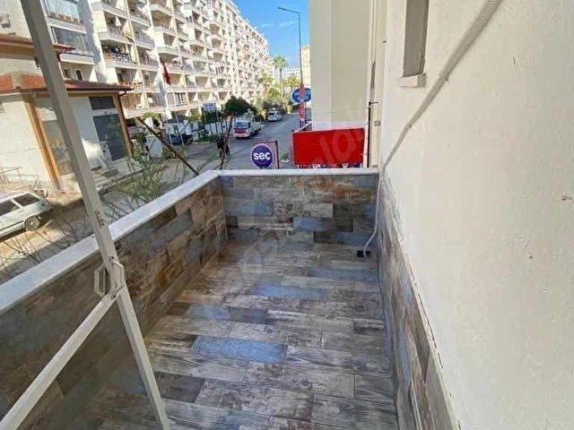 TÖMÜKTE GÜLLÜK SİTESİNDE FULL YAPILI EŞYALI DAİRE SATILIKTIR - Görsel 11