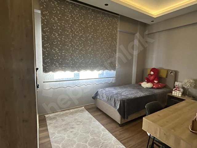 BEŞTEPE ANA BULVAR ÜZERİNDE SİTEDE SATILIK 3.5+1 LÜKS DAİRE - Görsel 12