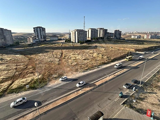 BEŞTEPE ANA BULVAR ÜZERİNDE SİTEDE SATILIK 3.5+1 LÜKS DAİRE - Görsel 20