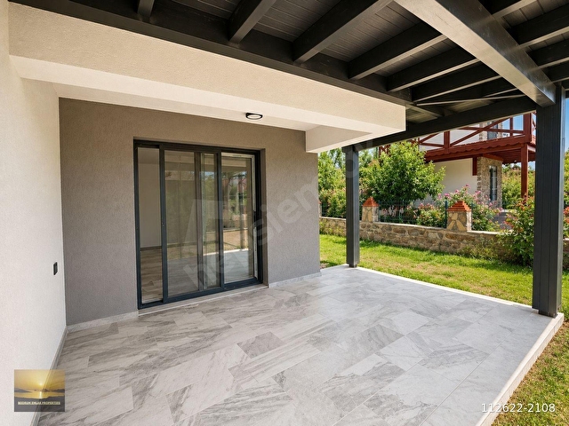 Denize Yakın Satılık Sıfır Dublex Villa - Özel Plajlı Sitede müstakil evde düz ayak konumda bulunmaz - Görsel 14