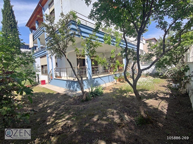QZEN DEN 336 M2 KÖŞE ARSA İÇERSİNDE 5+1 VİLLA