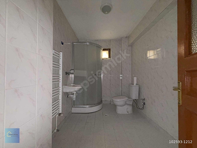 AYKUT EMLAKTAN HASTAHANE YAKINI KİRALIK DAİRE - Görsel 25
